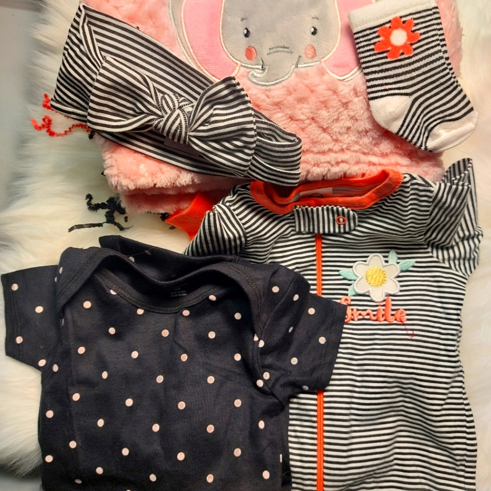 Baby gift bundles